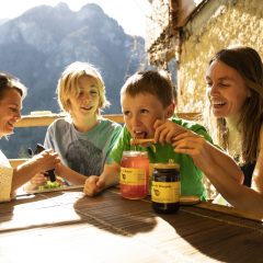 Les filles et les enfants